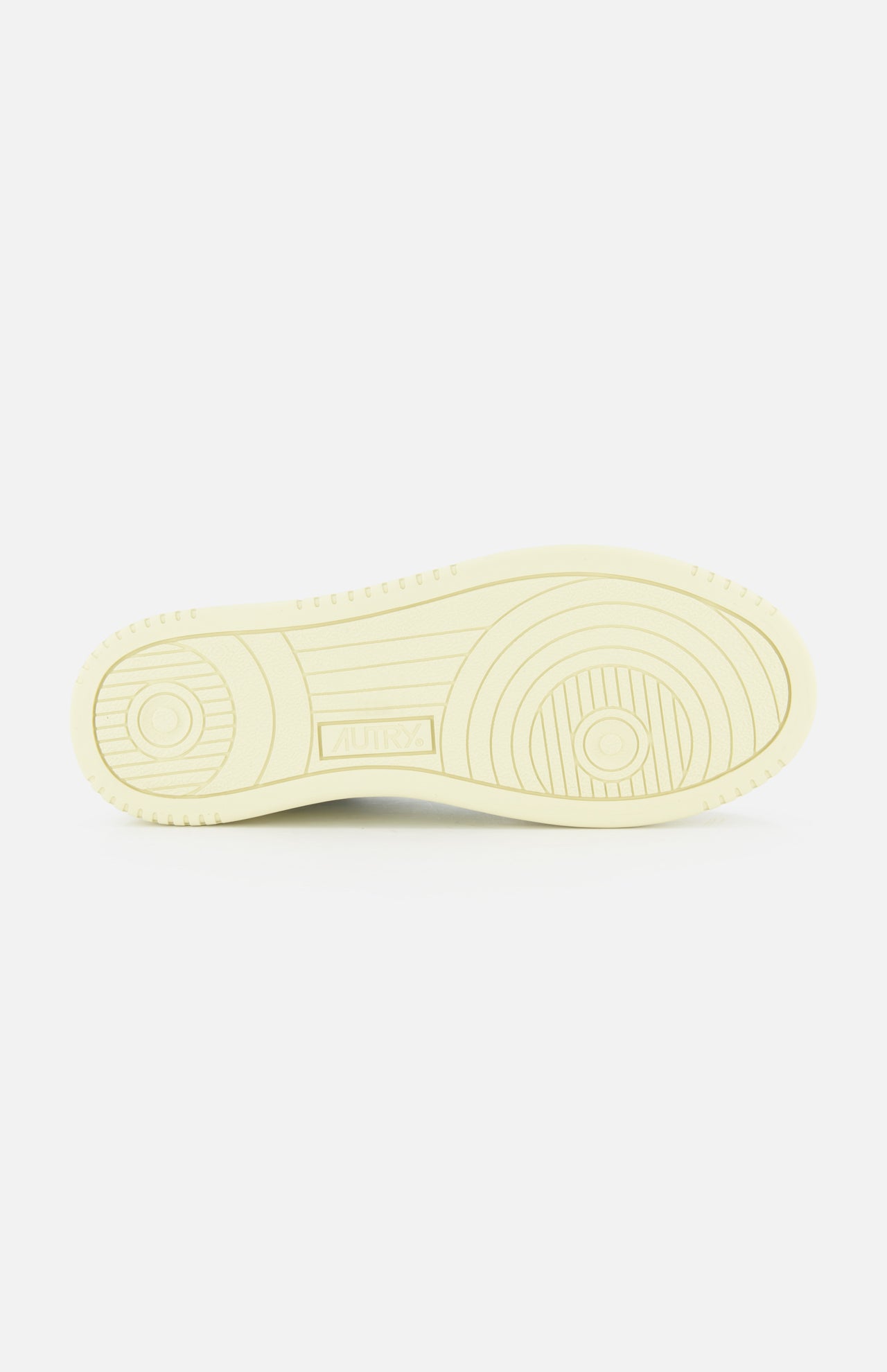 Medalist Low Gold Heel Sneaker - Image 4