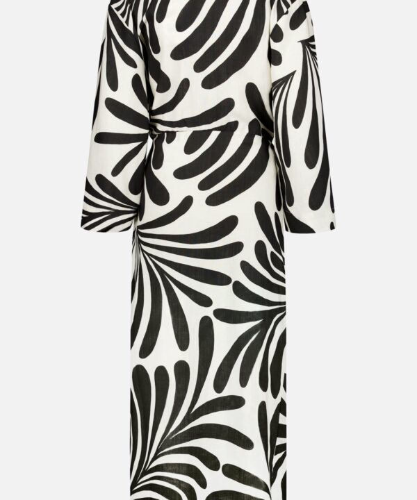 Avila Wrap Maxi Dress - Image 3