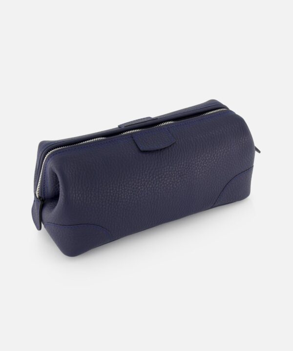 Alternative view of F. Hammann The Mousetrap Flat Toiletry Bag