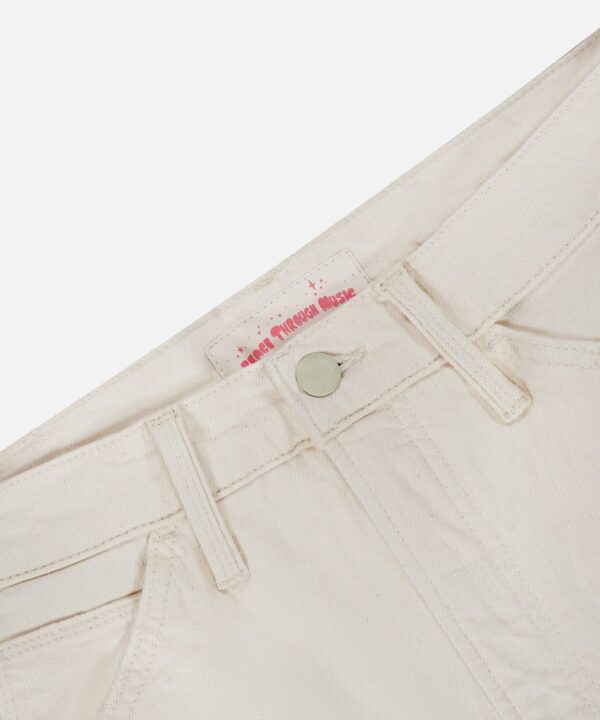 Alternative view of Bees Knees Stud Finder Cargo Pant in Act Natural