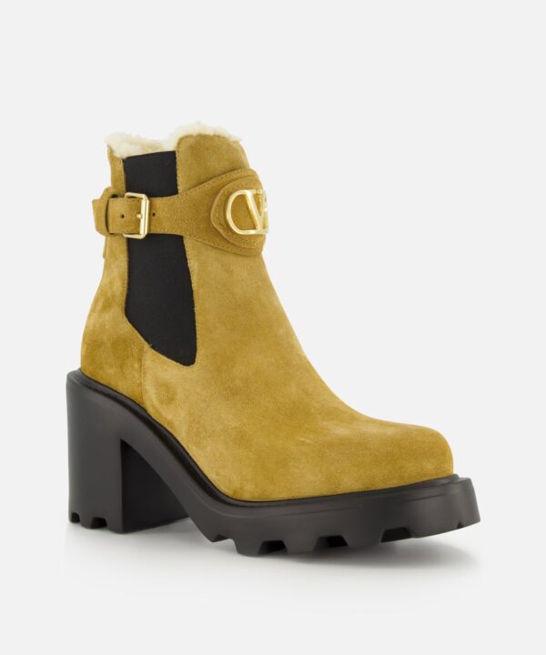 Alternative view of VLogo Signature Beatle Boot